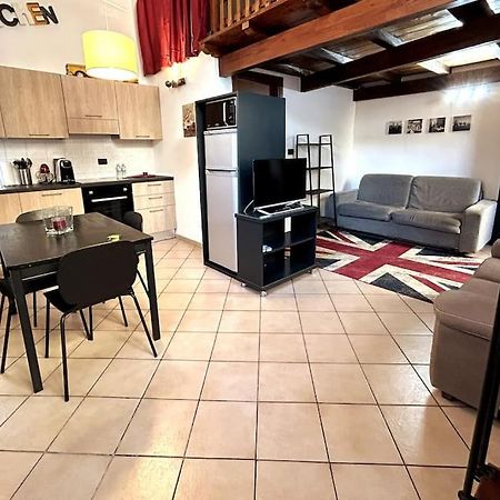 Appartement Grazioso Loft A 5 Minuti Dal Centro Di Torino Extérieur photo