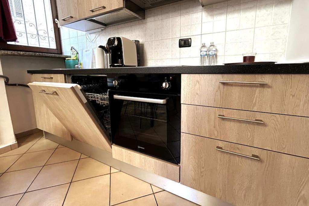 Appartement Grazioso Loft A 5 Minuti Dal Centro Di Torino Extérieur photo